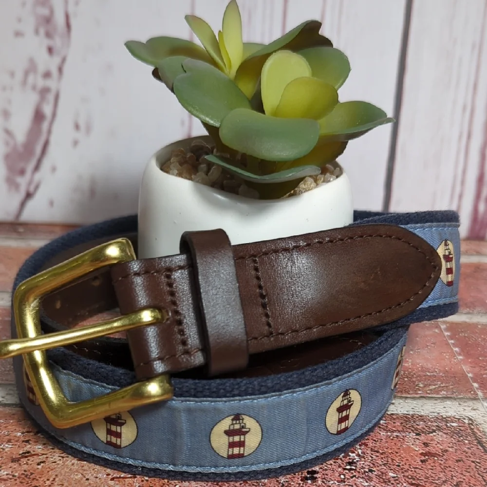 Vineyard Vines Lighthouse Belt Brown Leather and Blue‎ Canvas Size 32 Nautical